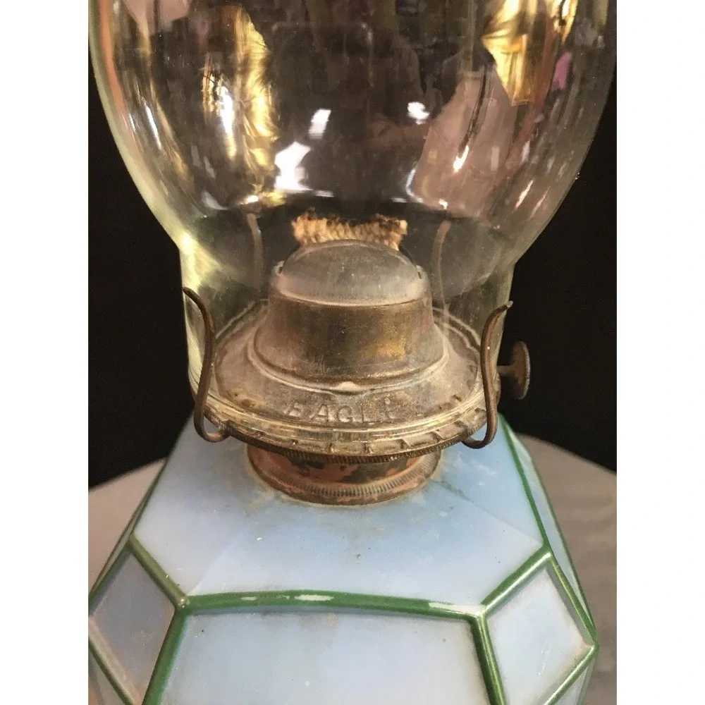 Vintage Antique Oil Lamp Lantern‎ With Hand Painted Grape Clusters Chimney